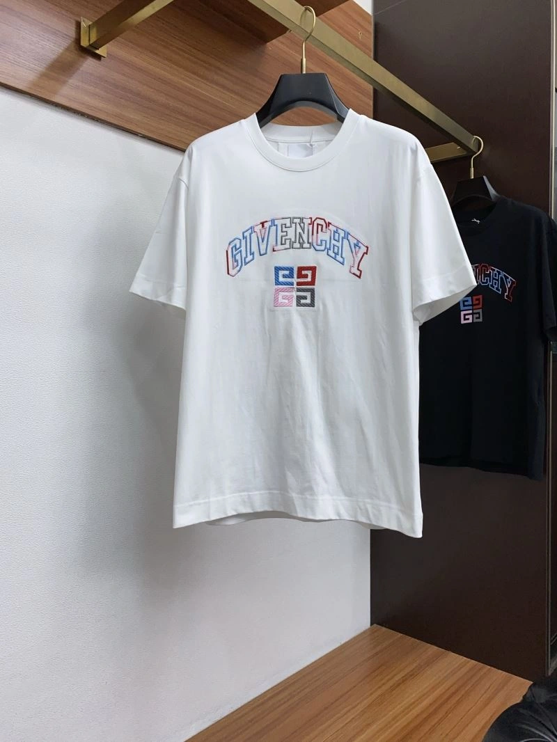 Cozy Givenchy T-Shirts 123776