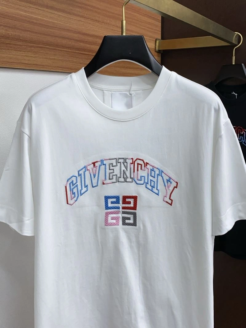 Cozy Givenchy T-Shirts 123776