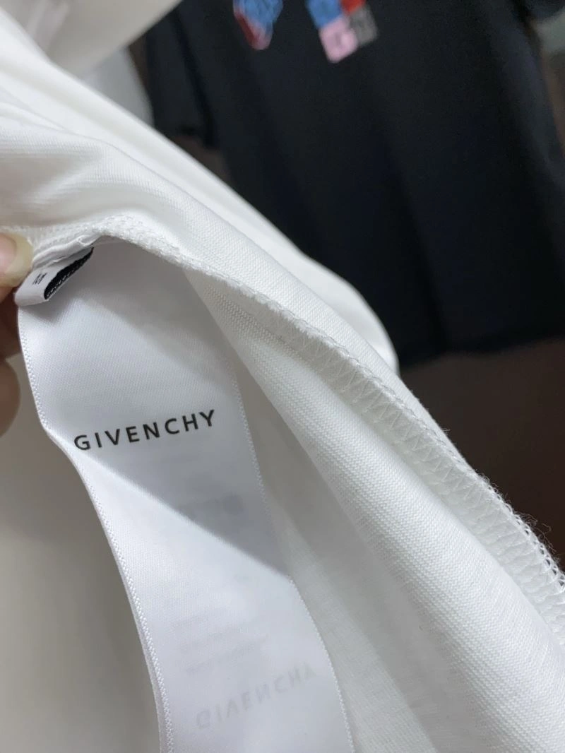 Cozy Givenchy T-Shirts 123776