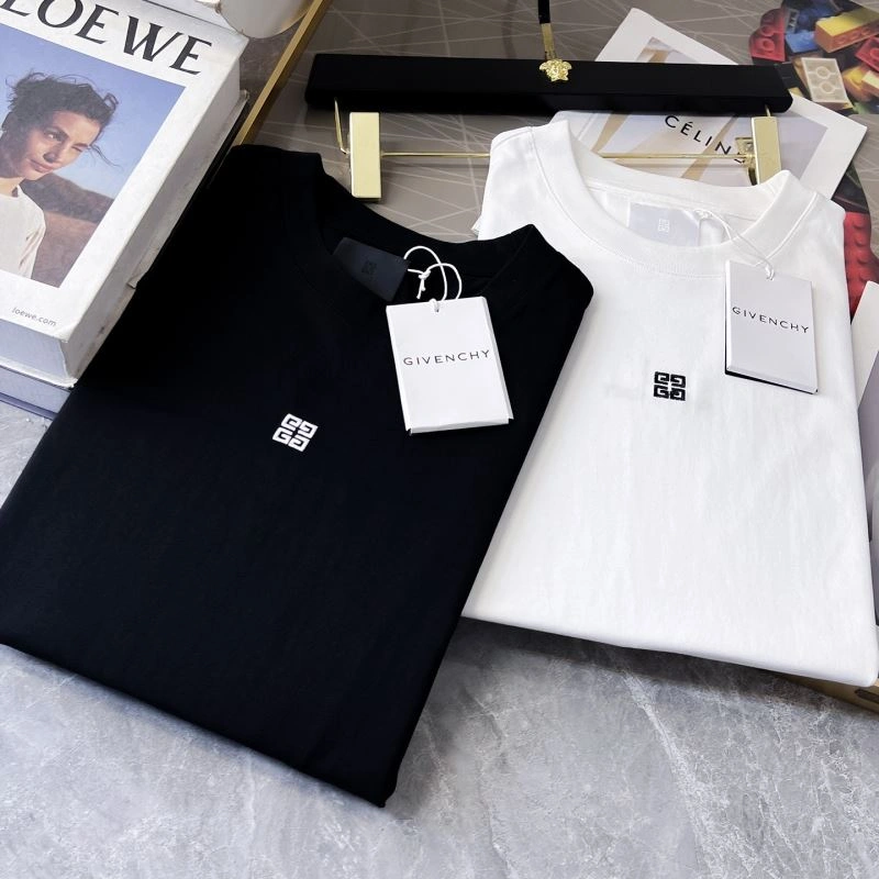 AllSeason Givenchy T-Shirts 123778
