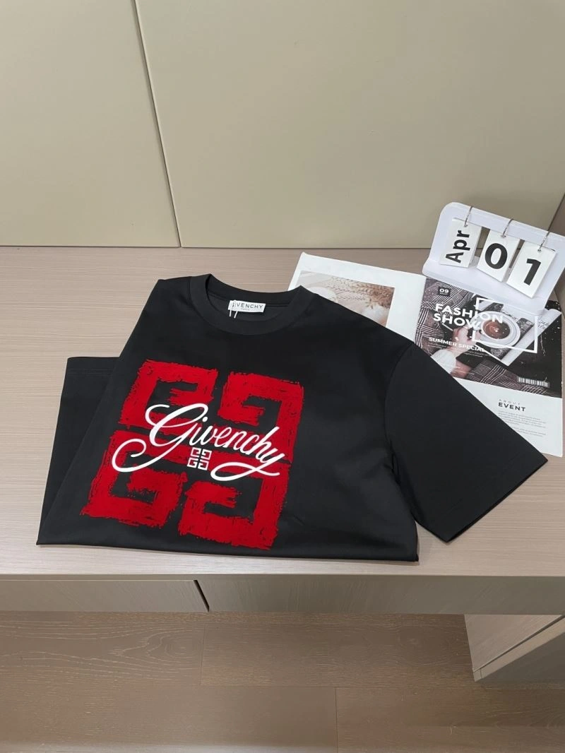 Givenchy T-Shirts Resilient 123774