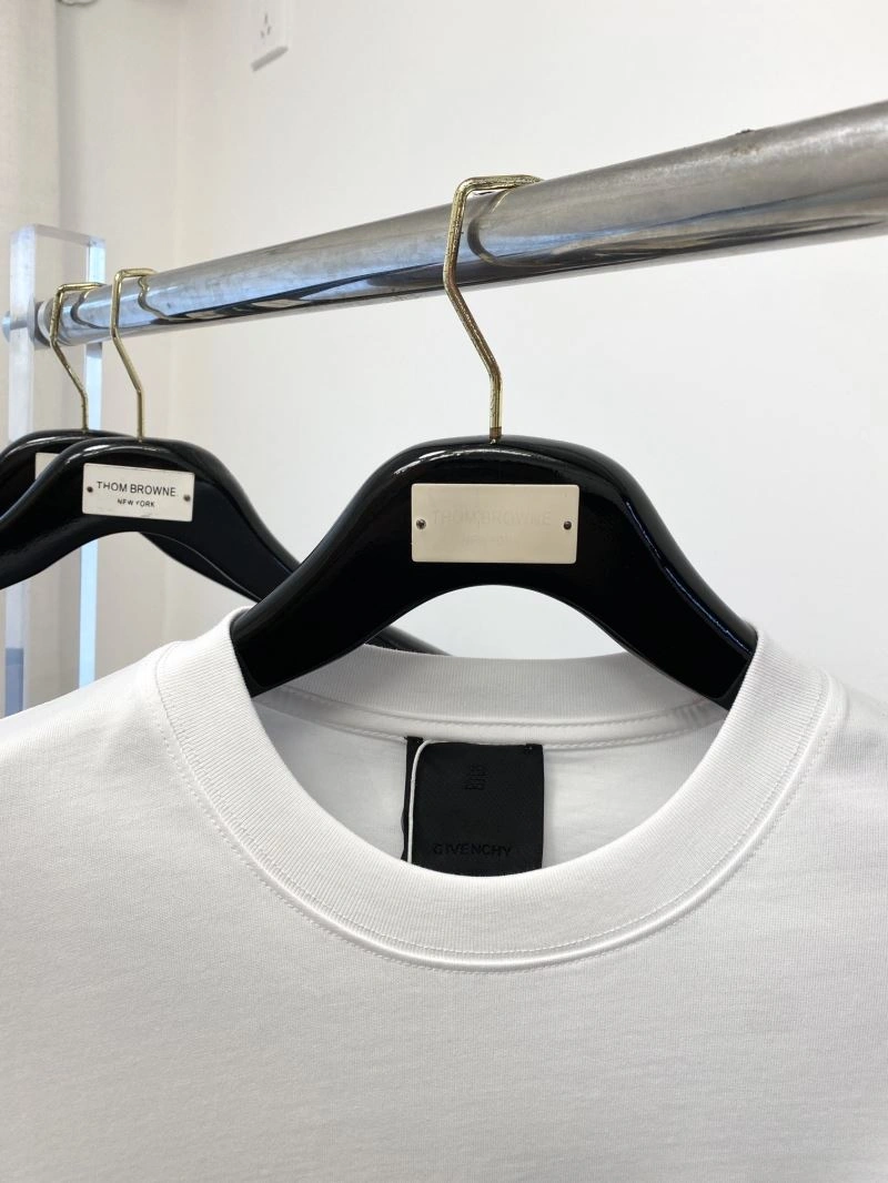 Breathable Givenchy T-Shirts 123768