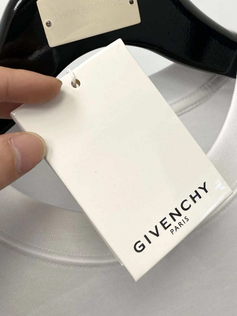 Breathable Givenchy T-Shirts 123768