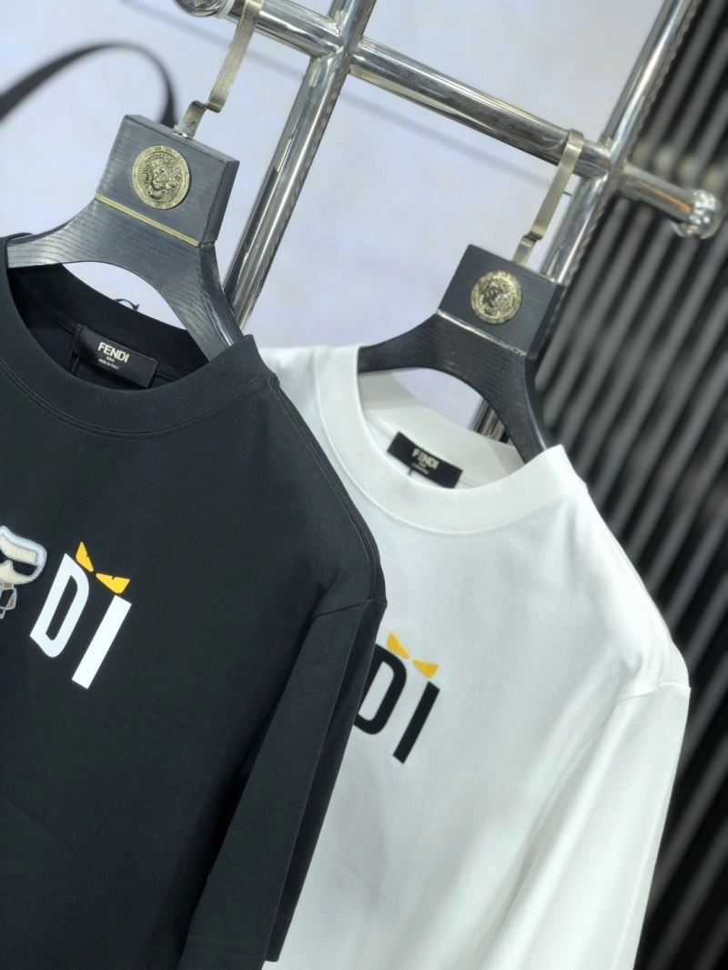 AllSeason Givenchy T-Shirts 123767