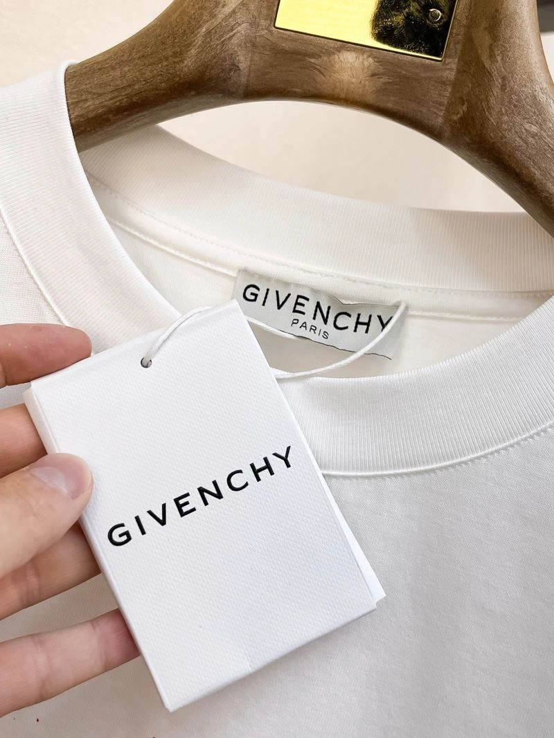 TravelReady Givenchy T-Shirts 123765