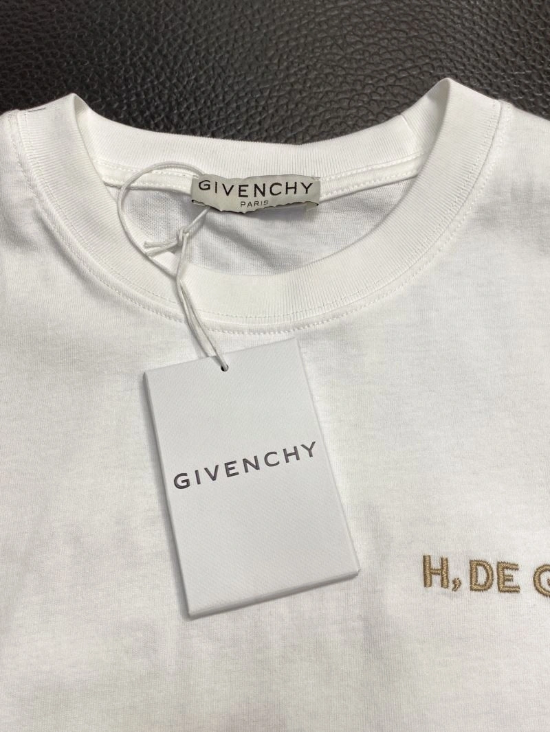Contemporary Givenchy T-Shirts 123756