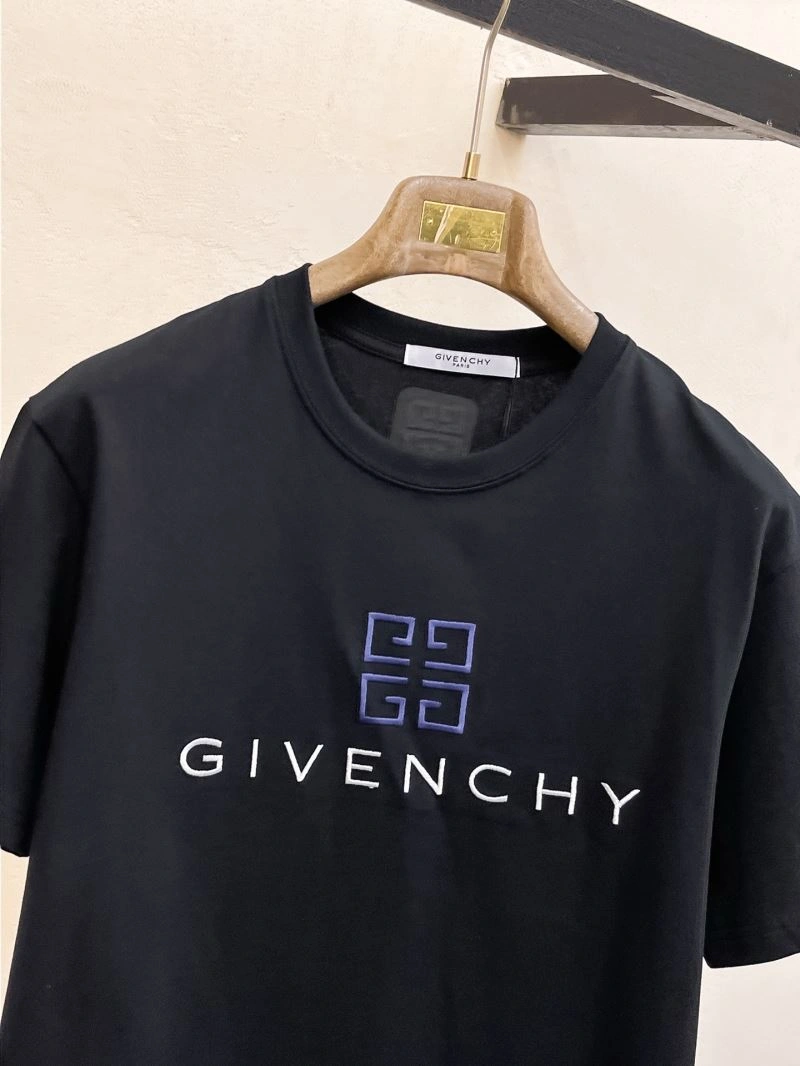 Givenchy T-Shirts Efficient 123744