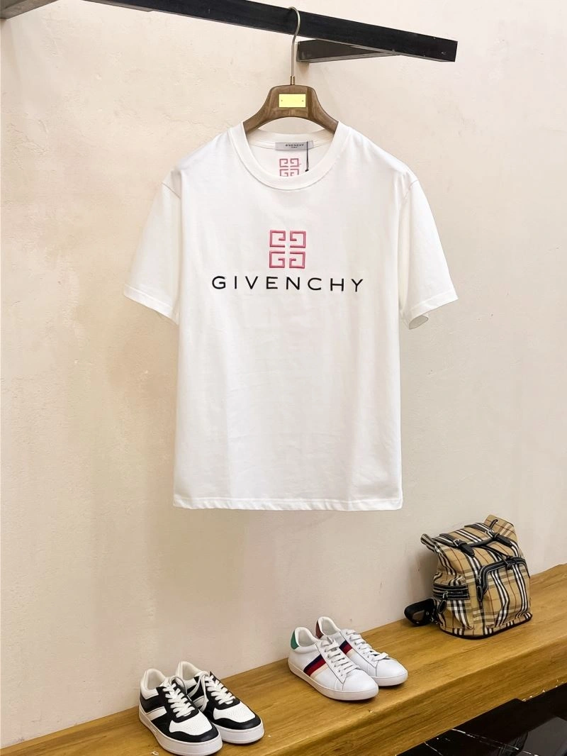 Givenchy T-Shirts AllSeason 123750