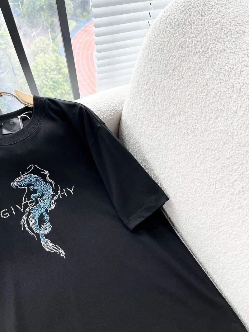 Breathable Givenchy T-Shirts 123747
