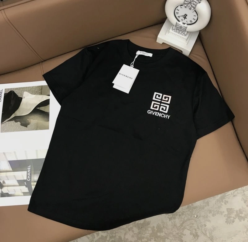 ModernLook Givenchy T-Shirts 123531