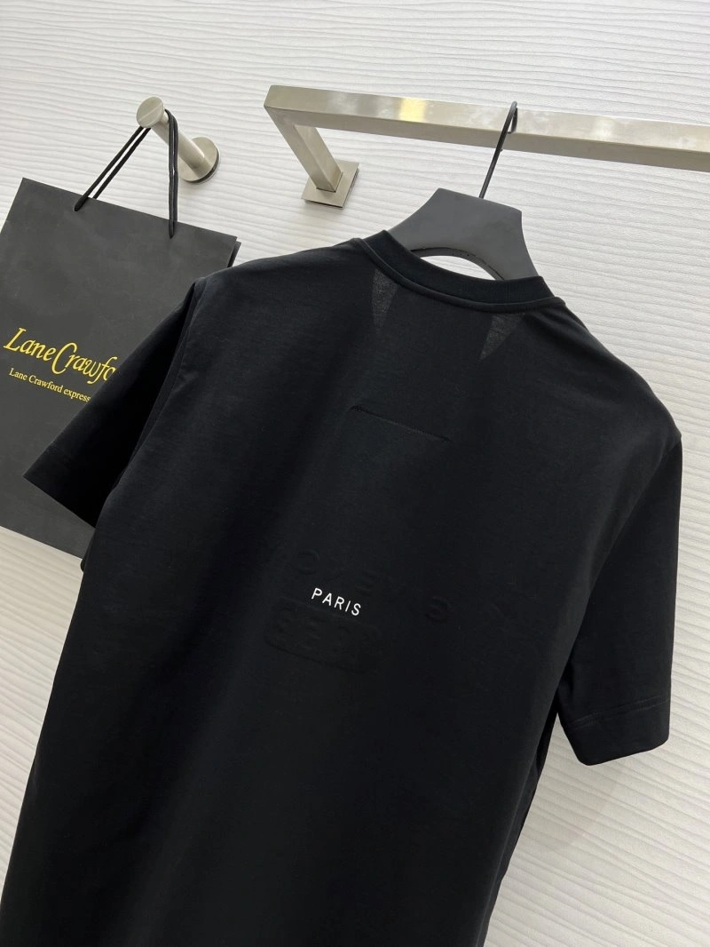 Sustainable Givenchy T-Shirts 123523