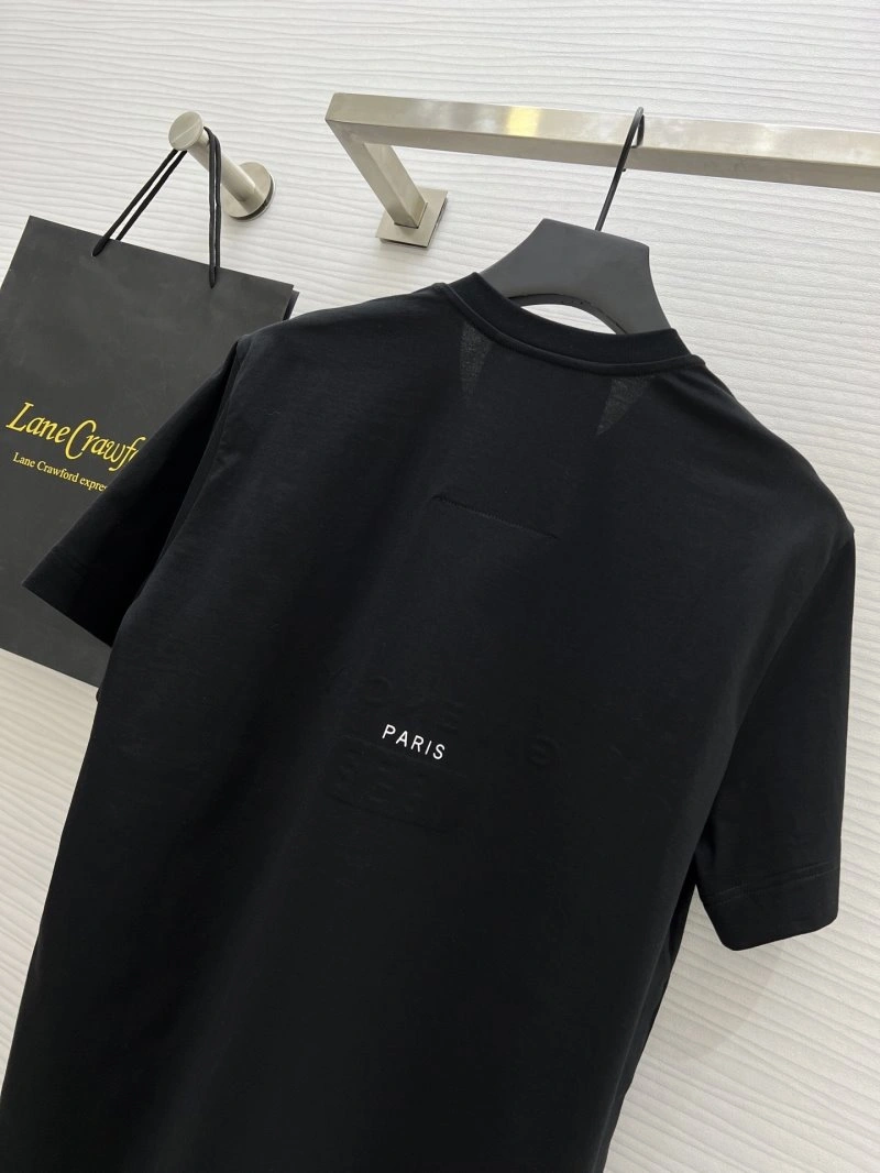 Sustainable Givenchy T-Shirts 123523