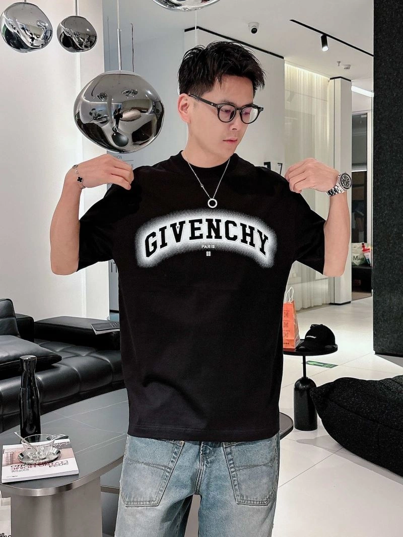 HighQuality Givenchy T-Shirts 123723
