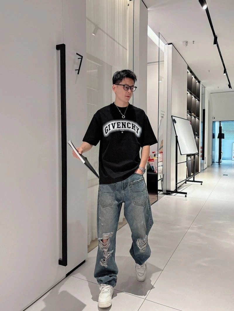 HighQuality Givenchy T-Shirts 123723