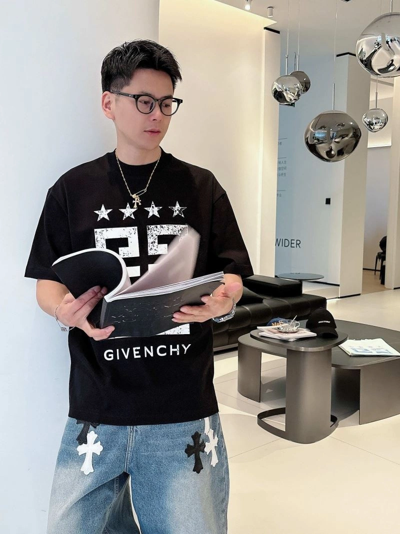 Givenchy T-Shirts Durable 123721