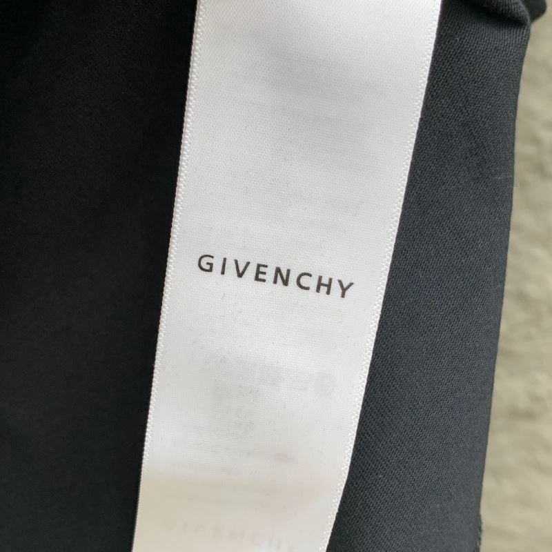 Timeless Givenchy T-Shirts 123707