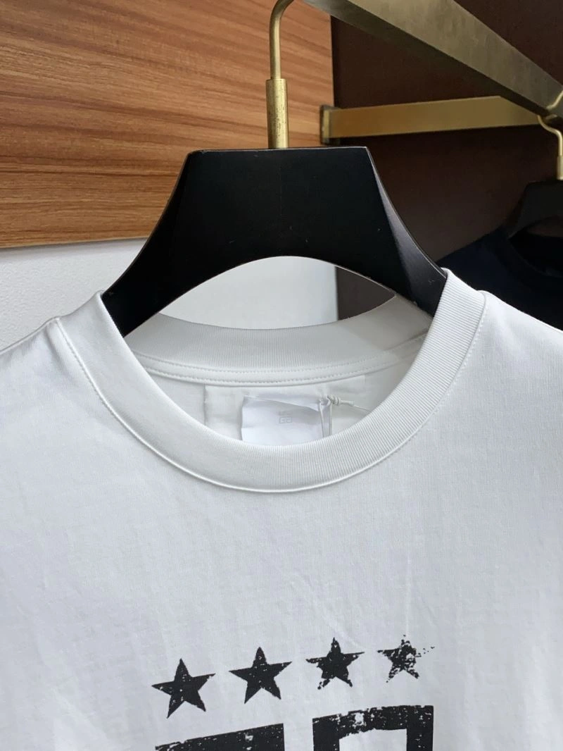 Givenchy T-Shirts AllSeason 123701