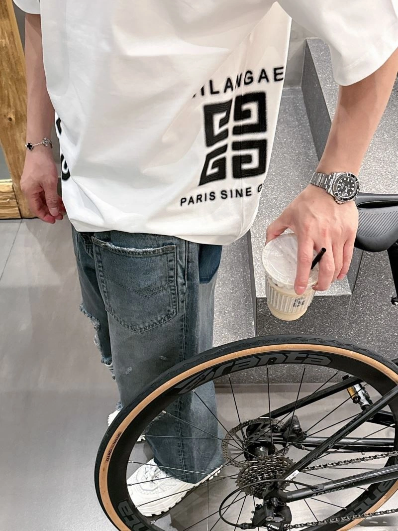 Givenchy T-Shirts Lightweight 123713