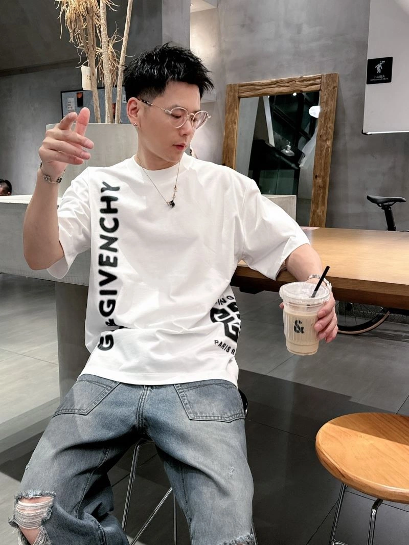 Givenchy T-Shirts Lightweight 123713