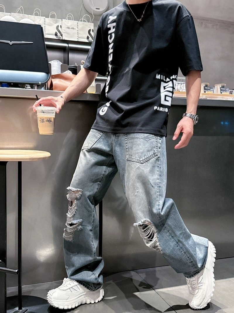 Givenchy T-Shirts Versatile 123705