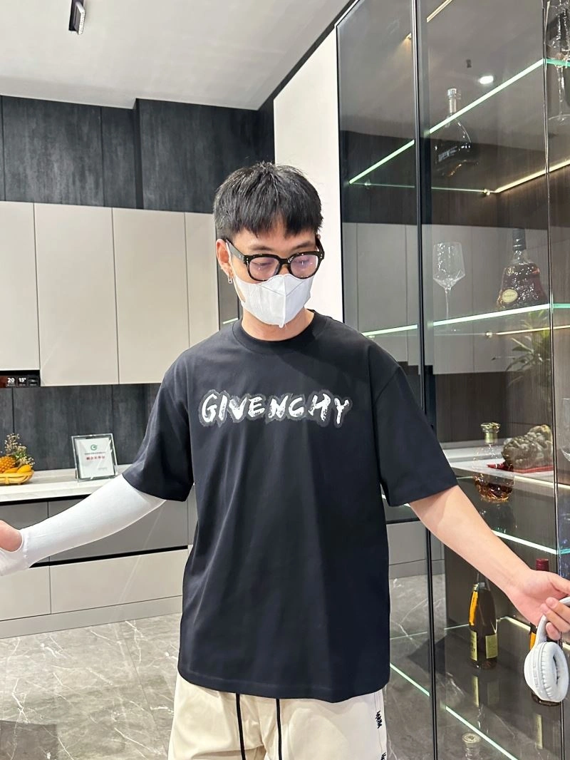 Givenchy T-Shirts AllSeason 123698
