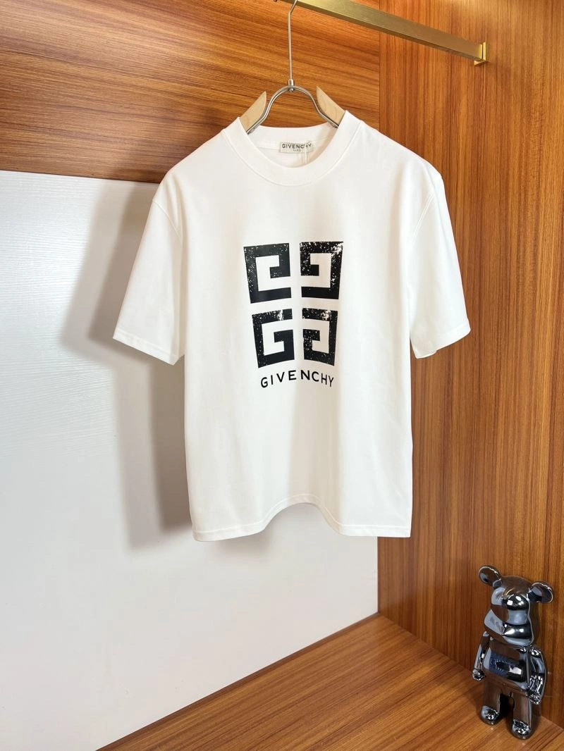 Givenchy T-Shirts WellDesigned 123692