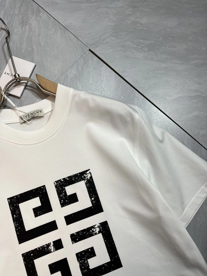 Givenchy T-Shirts WellDesigned 123692