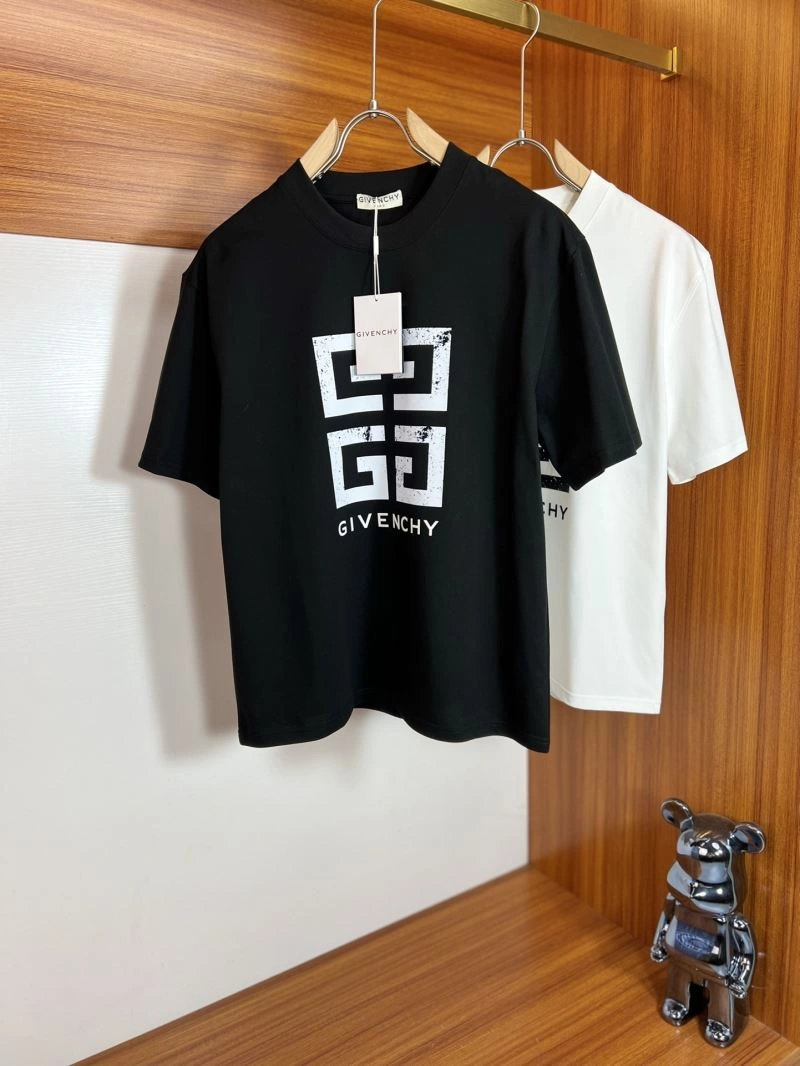 Givenchy T-Shirts WellDesigned 123692