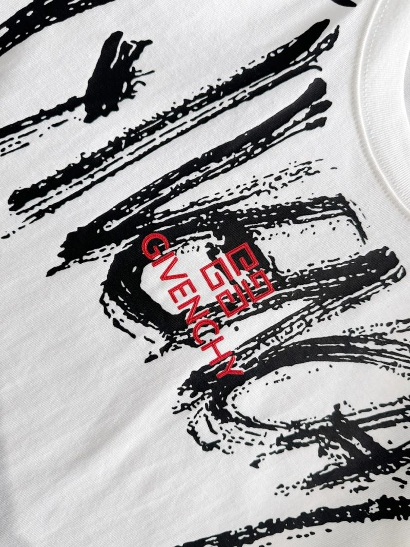 Durable Givenchy T-Shirts 123689