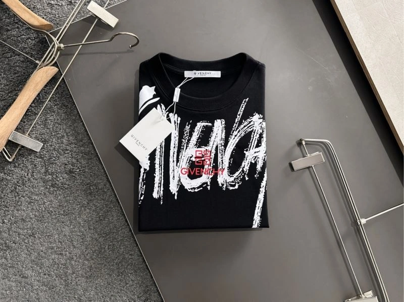 Givenchy T-Shirts NewStyle 123690