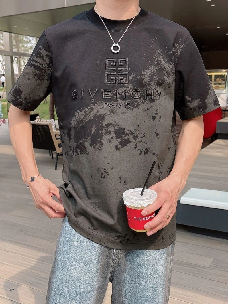 FashionForward Givenchy T-Shirts 123684