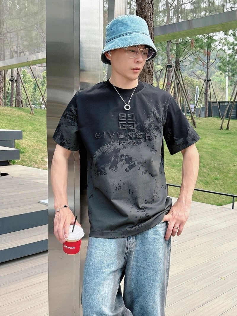 FashionForward Givenchy T-Shirts 123684