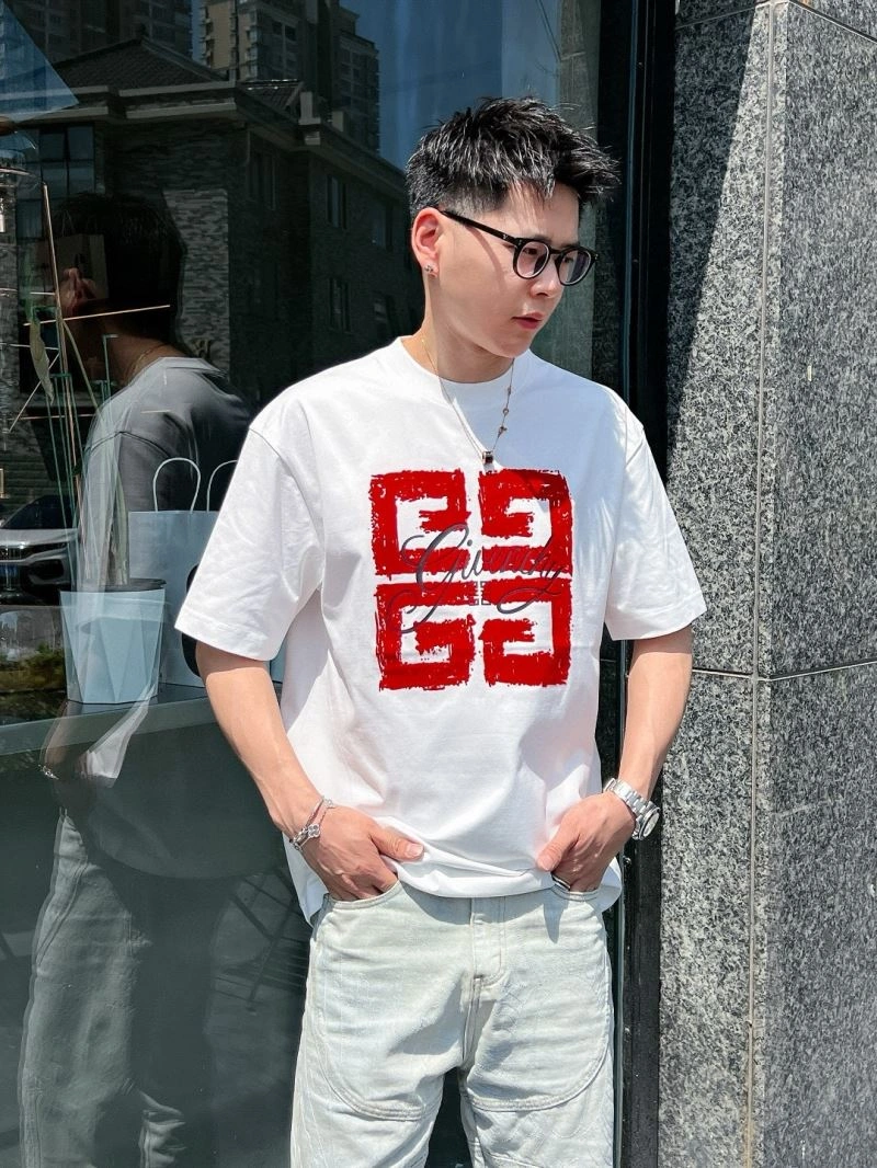 Neat Givenchy T-Shirts 123680