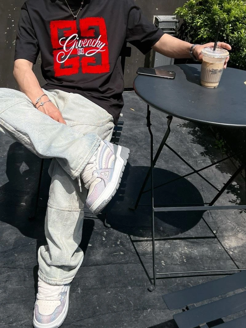 Neat Givenchy T-Shirts 123680