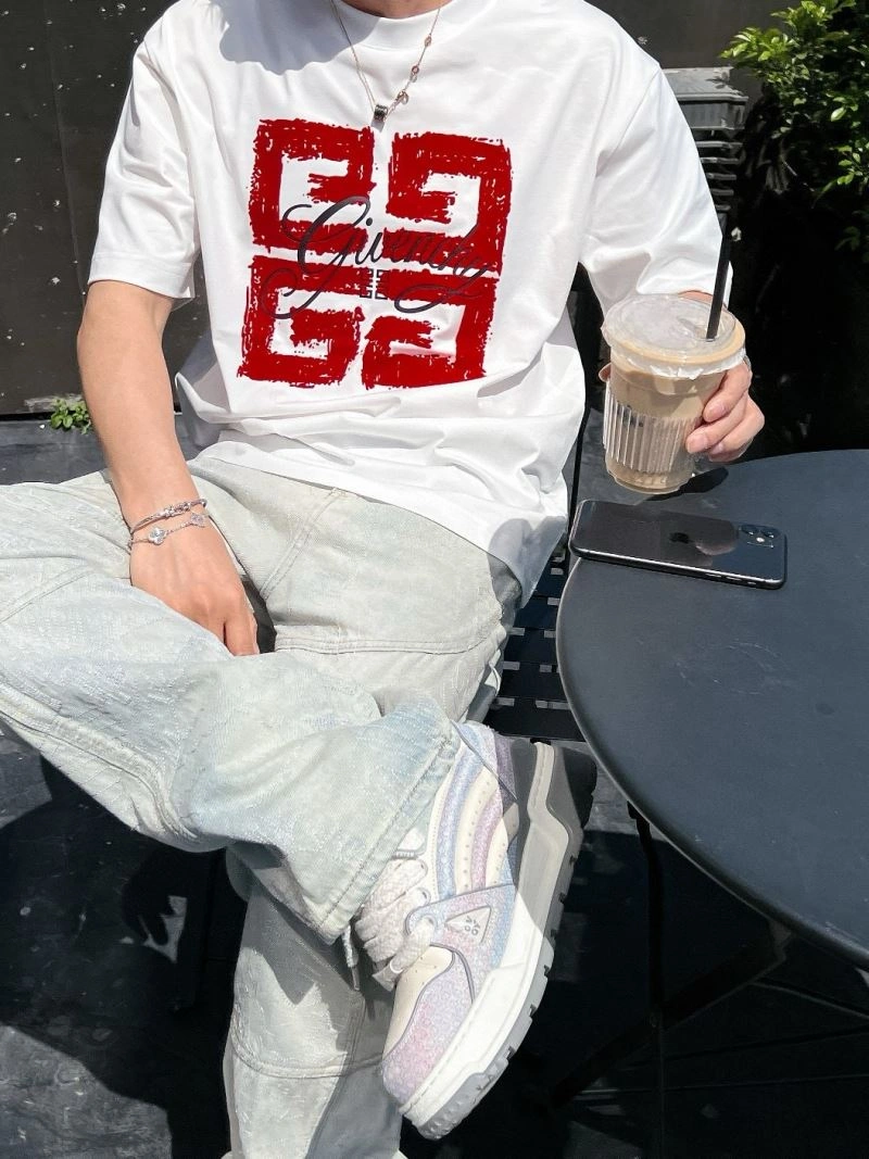 Neat Givenchy T-Shirts 123680