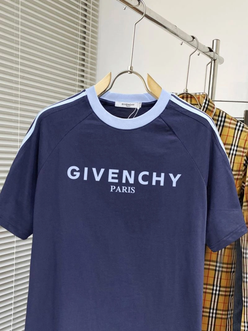 Givenchy T-Shirts Effortless 123677