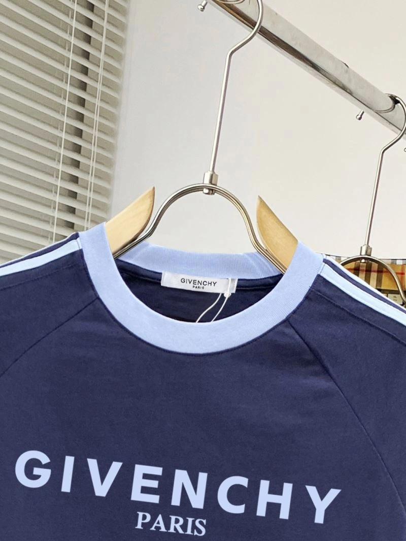 Givenchy T-Shirts Effortless 123677