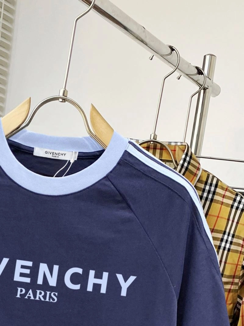 Givenchy T-Shirts Effortless 123677