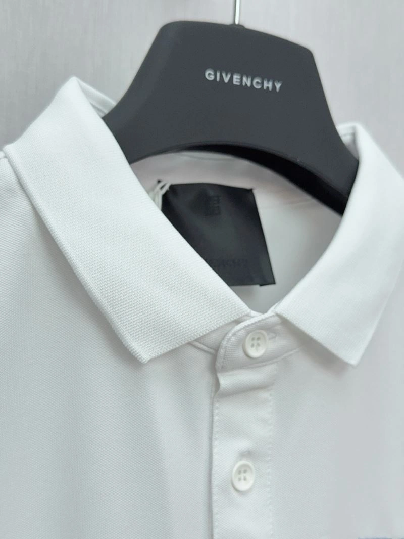 Givenchy T-Shirts Flexible 123676
