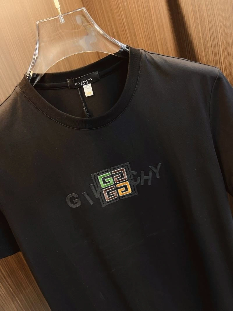 Givenchy T-Shirts Efficient 123674