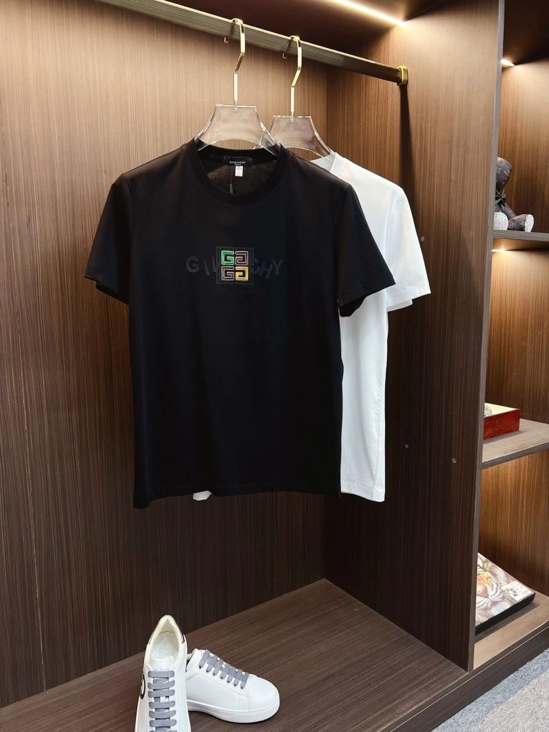 Givenchy T-Shirts Efficient 123674