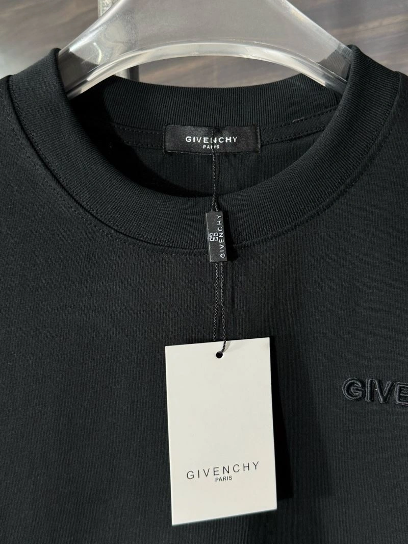 Givenchy T-Shirts Refined 123661