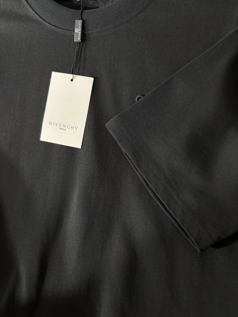 Givenchy T-Shirts Refined 123661