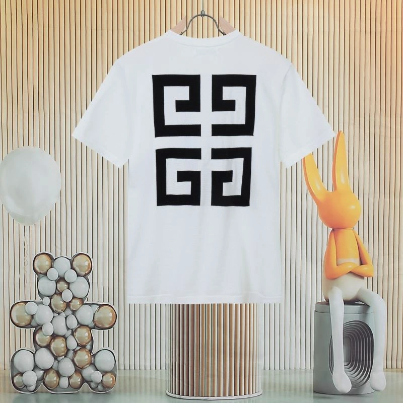 ModernLook Givenchy T-Shirts 123665