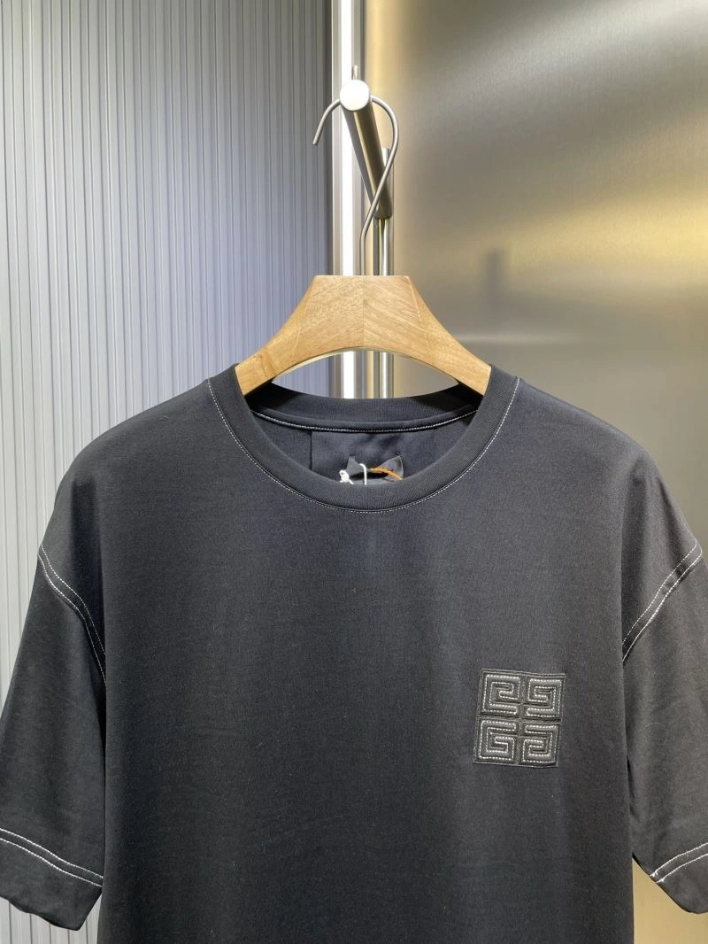 Resilient Givenchy T-Shirts 123672