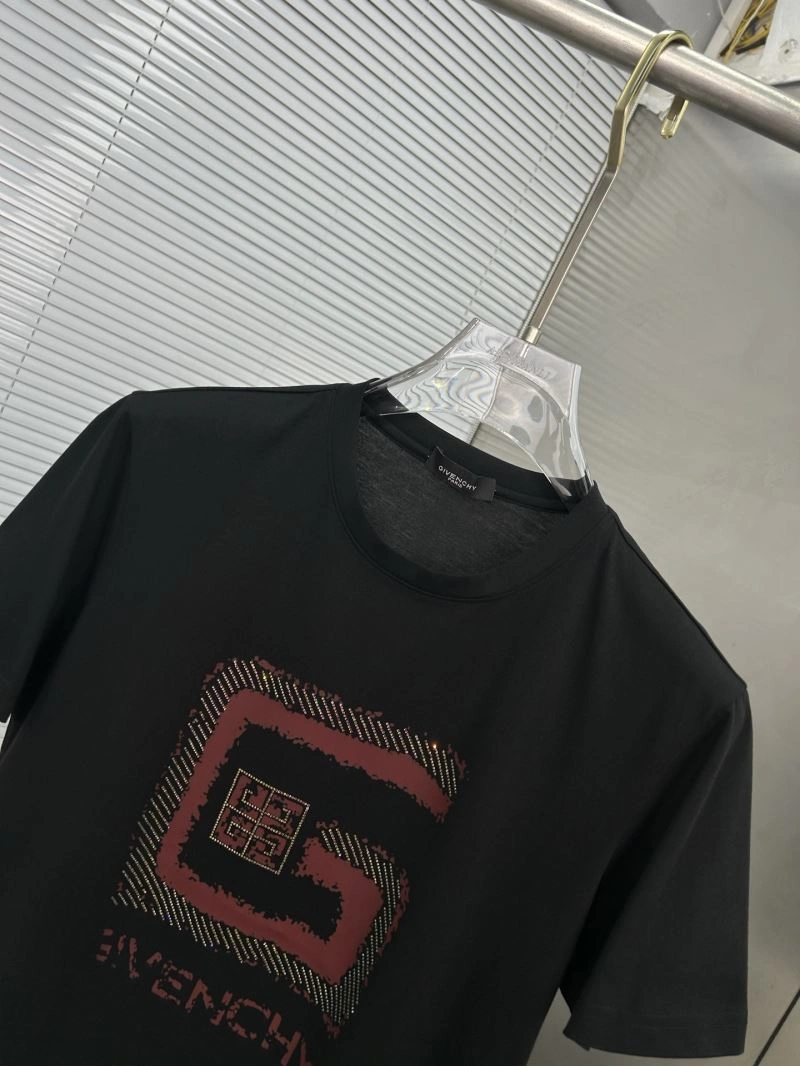 Elegant Givenchy T-Shirts 123624