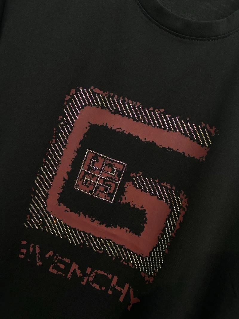 Elegant Givenchy T-Shirts 123624