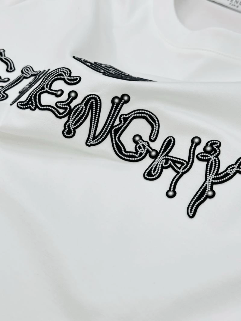 Givenchy T-Shirts Snug 123619