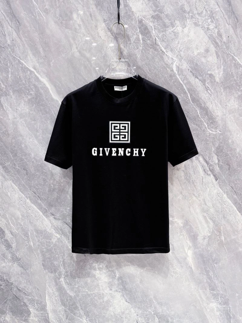 Givenchy T-Shirts Versatile 123610