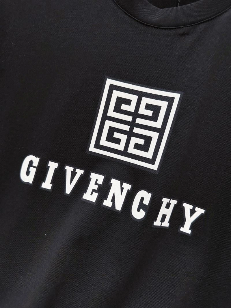 Givenchy T-Shirts Versatile 123610